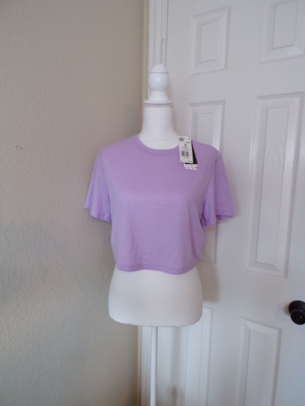 Adidas Women's Cropped Training T-Shirt – Powder Plum – Size S